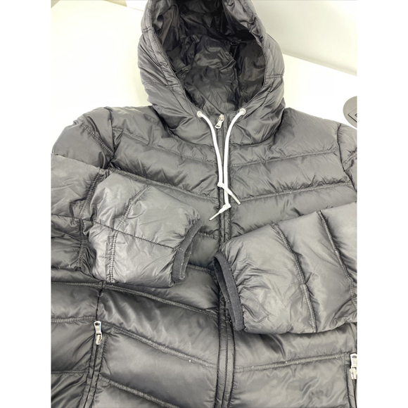 Women's Black Puffer Jacket - Picture 14 of 14